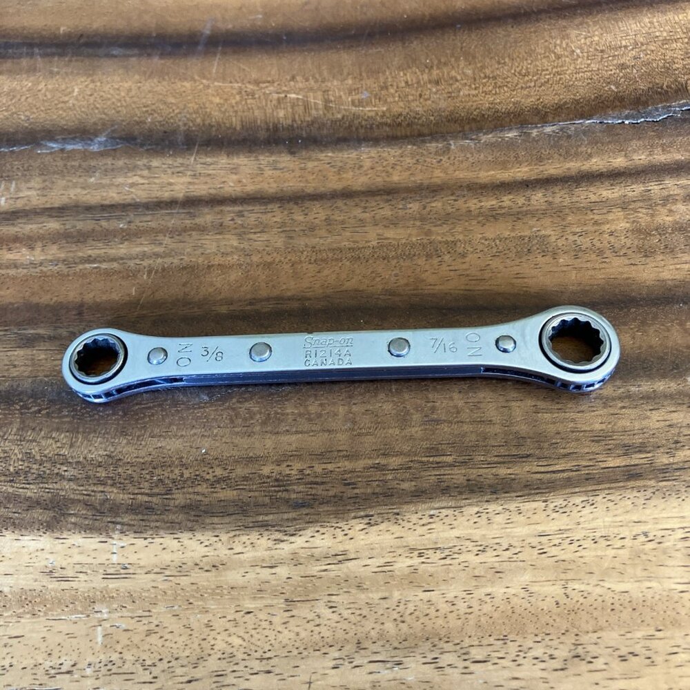 Snap-On R-1214A Canada 3/8" 7/16" Ratcheting Box End Wrench 12 Point